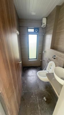 Image of 950 Sq.ft 2 BHK Apartment / Flat for sale in Silver Serene, Goregaon West, Mumbai for Rs. 21000000