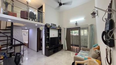Living Room Image of 1274 Sq.ft 3 BHK Apartment / Flat for sale in Lodha Amara, Kolshet Thane for Rs. 15500000