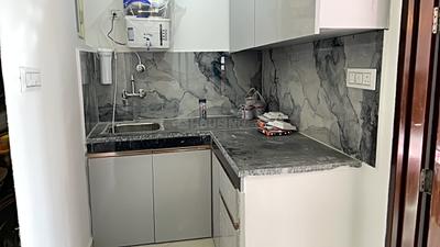 Kitchen Image of 569 Sq.ft 1 BHK Apartment / Flat for rent in Saket New Delhi for Rs. 18000