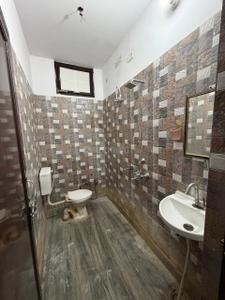 Image of 1300 Sq.ft 2 BHK Builder Floor for rent in George Town, Allahabad for Rs. 21000
