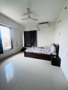 Bedroom Image of 1300 Sq.ft 3 BHK Apartment / Flat for rent in Krishna Lotus Court, Kharadi Pune for Rs. 45000