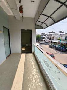Balcony Image of 1000 Sq.ft 2 BHK Builder Floor for rent in Subhanpura Vadodara for Rs. 15500