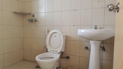 Image of 1000 Sq.ft 2 BHK Apartment / Flat for rent in Puri Pratham, Sector 84, Faridabad for Rs. 23000