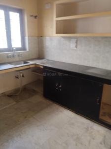 Kitchen Image of 2000 Sq.ft 3 BHK Builder Floor for rent in Gomti Nagar Lucknow for Rs. 25000
