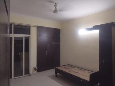 Bedroom Image of 1350 Sq.ft 3 BHK Apartment / Flat for rent in Paramount Symphony, Crossings Republik Ghaziabad for Rs. 23000
