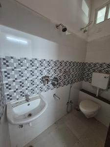 Bathroom Image of 2500 Sq.ft 3 BHK Independent House for rent in Bundela Gulmohar Enclave, Goyal Vihar Indore for Rs. 24000