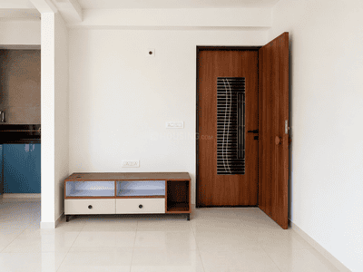 Living Room Image of 1575 Sq.ft 3 BHK Apartment / Flat for sale in Ratnamani Trident Elanzza, Vaishno Devi Circle Ahmedabad for Rs. 8350000