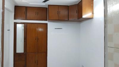 Bedroom Image of 750 Sq.ft 1 BHK Apartment / Flat for rent in Patparganj New Delhi for Rs. 25000