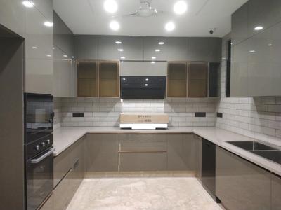 Kitchen Image of 3000 Sq.ft 4 BHK Builder Floor for sale in Sun City, Sector 54 Gurgaon for Rs. 39000000