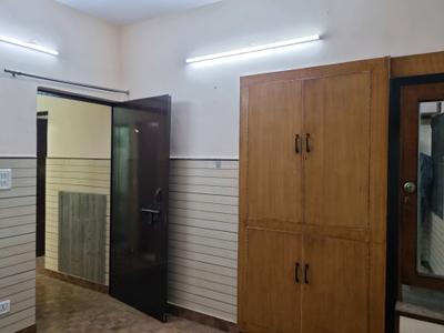 Bedroom Image of 750 Sq.ft 2 BHK Apartment / Flat for rent in DDA Flat Janakpuri, Janakpuri New Delhi for Rs. 24000