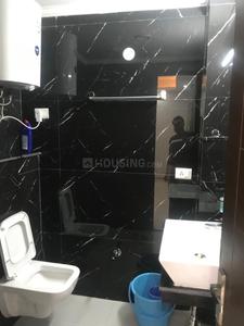 Bathroom Image of 850 Sq.ft 2 BHK Apartment / Flat for sale in Saket New Delhi for Rs. 5200000