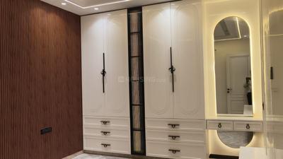 Bedroom Image of 2100 Sq.ft 4 BHK Builder Floor for sale in Janakpuri New Delhi for Rs. 55500000
