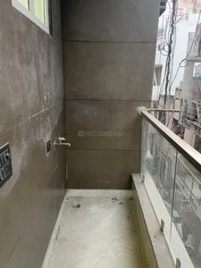 Balcony Image of 720 Sq.ft 2 BHK Builder Floor for sale in Shalimar Bagh New Delhi for Rs. 12000000
