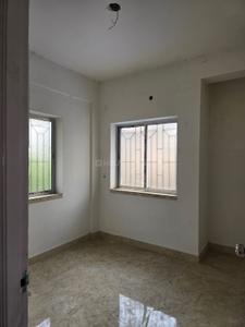 Bedroom Image of 600 Sq.ft 2 BHK Apartment / Flat for sale in Purbalok Kolkata for Rs. 4000000