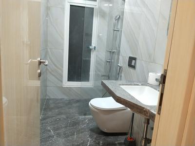 Image of 1050 Sq.ft 2 BHK Apartment / Flat for rent in Monte South, Byculla, Mumbai for Rs. 160000