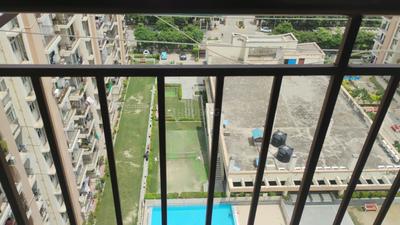 Balcony Image of 1300 Sq.ft 3 BHK Apartment / Flat for sale in KLJ Platinum Heights, Sector 77 Faridabad for Rs. 14000000