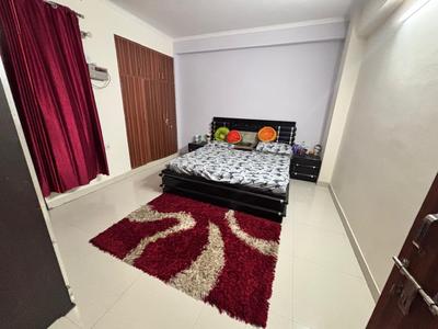 Bedroom Image of 1200 Sq.ft 2 BHK Apartment / Flat for rent in Palam Vihar Gurgaon for Rs. 25000