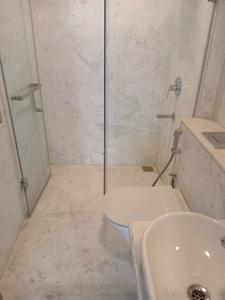 Common Bathroom Image of 2800 Sq.ft 4 BHK Apartment / Flat for sale in Windsor Grande Residences, Andheri West Mumbai for Rs. 130000000