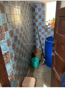 Bathroom Image of Single hall in Goregaon West, Mumbai