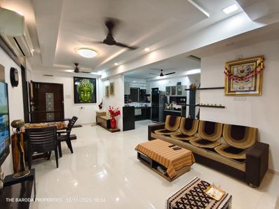Hall Image of 2000 Sq.ft 3.5 BHK Apartment / Flat for sale in Gotri Vadodara for Rs. 9200000
