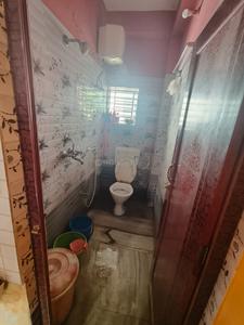 Bathroom Image of 825 Sq.ft 2 BHK Apartment / Flat for sale in Paschim Putiary Kolkata for Rs. 3200000