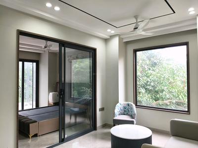 Living Room Image of 1260 Sq.ft 2 BHK Apartment / Flat for sale in DLF Silver Oaks, DLF Phase 1 Gurgaon for Rs. 26500000