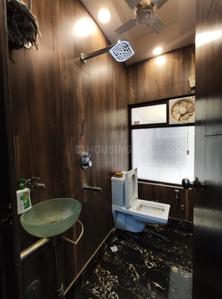 Bathroom Image of 910 Sq.ft 3 BHK Apartment / Flat for sale in Janakpuri New Delhi for Rs. 13000000