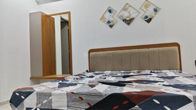 Bedroom Image of 3600 Sq.ft 3.5 BHK Apartment / Flat for rent in Shlokam Sharnam, Sargasan Gandhinagar for Rs. 45000