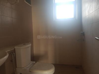 Bathroom Image of 4000 Sq.ft 4 BHK Apartment / Flat for sale in Unitech Heights, New Town Kolkata for Rs. 28000000