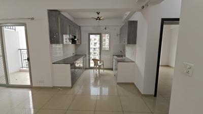 Kitchen Image of 950 Sq.ft 3 BHK Apartment / Flat for sale in Gulshan Bellina, Noida Extension Greater Noida for Rs. 15100000