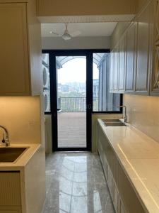 Kitchen Image of 4200 Sq.ft 4 BHK Builder Floor for sale in DLF City Phase 1, DLF Phase 1 Gurgaon for Rs. 90000000