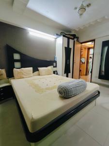 Bedroom Image of 1200 Sq.ft 3 BHK Apartment / Flat for sale in Guru Nanak Kutiya, Chembur Mumbai for Rs. 32000000