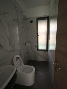 Bathroom Image of 639 Sq.ft 2 BHK Apartment / Flat for sale in Mulund West Mumbai for Rs. 17500000