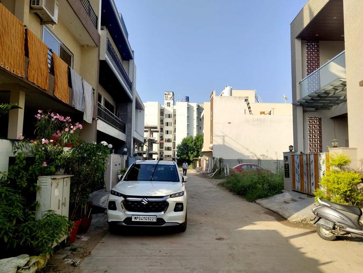 Coral Woods Main Image 1