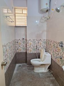 Bathroom Image of 1050 Sq.ft 2 BHK Apartment / Flat for rent in Akshayanagar Bengaluru for Rs. 24000