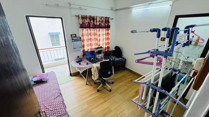 Sakal Nagar Bedroom 1