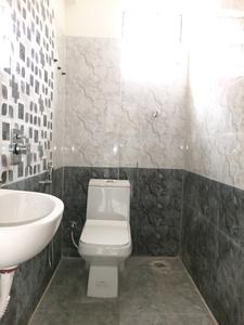 Common Bathroom Image of 1100 Sq.ft 3 BHK Apartment / Flat for sale in K R Puram Bengaluru for Rs. 6900000