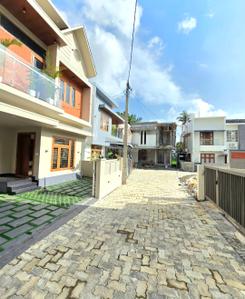 Image of 1600 Sq.ft 3 BHK Independent House for sale in Pukkattupady, Kochi for Rs. 7800000