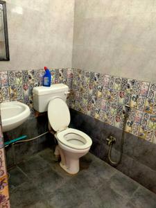 Image of 600 Sq.ft 1 RK Builder Floor for rent in LDA Vishesh Khand, Gomti Nagar, Lucknow for Rs. 15000