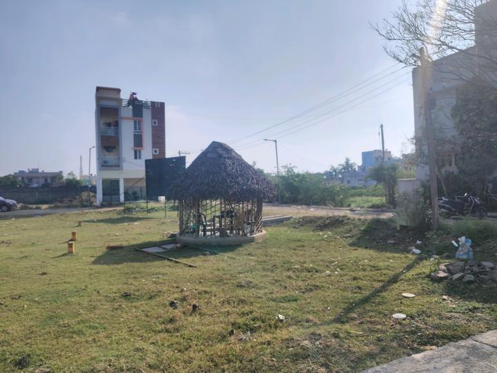 The Manish Avenue Main Image 1