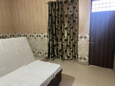 Bedroom Image of 433 Sq.ft 2 BHK Builder Floor for rent in Shakti Nagar Bathinda for Rs. 12300