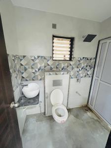 Bathroom Image of 1100 Sq.ft 3 BHK Apartment / Flat for sale in Harni Vadodara for Rs. 9100000