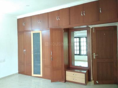 Bedroom Image of 2000 Sq.ft 3 BHK Builder Floor for rent in Neelankarai Chennai for Rs. 80000