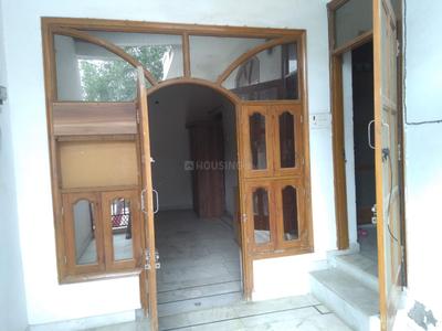 Hall Image of 750 Sq.ft 1 BHK Builder Floor for rent in Sector 4 Gurgaon for Rs. 12000