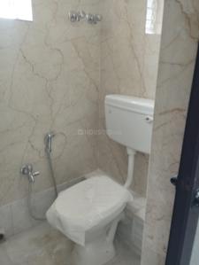 Bathroom Image of 10000 Sq.ft 12 BHK Independent House for sale in Madurdaha Apartment, Kalikapur, EM Bypass Kolkata for Rs. 50000000