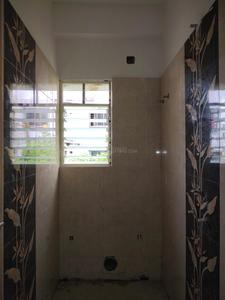 Bathroom Image of 685 Sq.ft 2 BHK Apartment / Flat for sale in Chinar Park Kolkata for Rs. 2877000