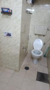 Bathroom Image of 1300 Sq.ft 2 BHK Independent House for rent in Benson Town Bengaluru for Rs. 30000