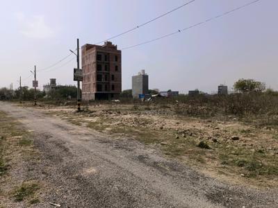 Image of 200 Sq.ft Residential Plot / Land for sale in Rohini Sector 28, New Delhi for Rs. 75000000