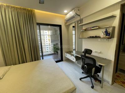 Bedroom Image of 925 Sq.ft 2 BHK Apartment / Flat for sale in Gini Viviana, Balewadi Pune for Rs. 11500000