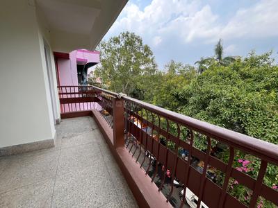 Balcony Image of 750 Sq.ft 2 BHK Apartment / Flat for sale in Bhowanipore Kolkata for Rs. 4500000